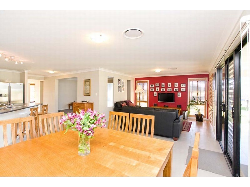 31-37 Blue Crane Court, New Beith QLD 4124