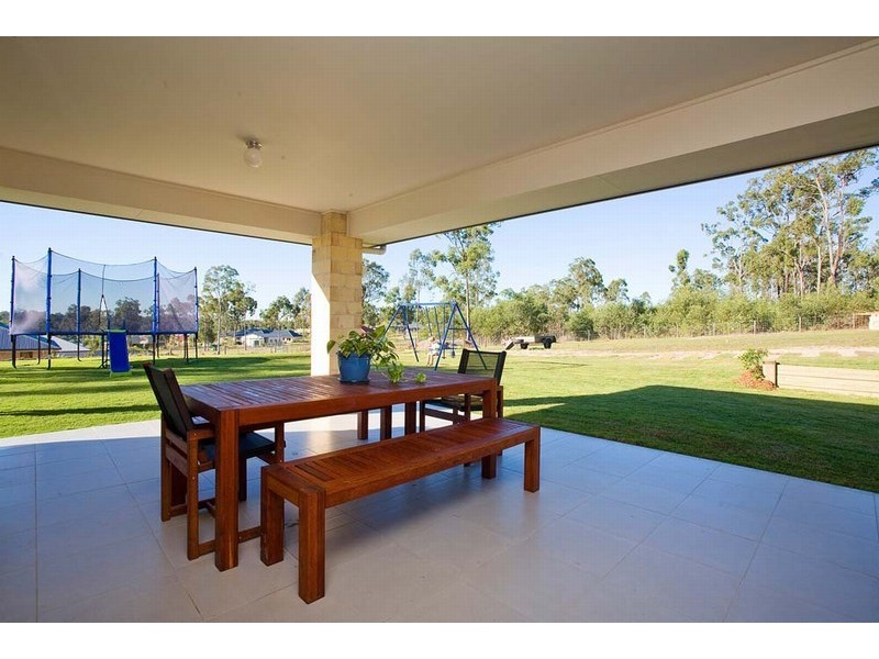 31-37 Blue Crane Court, New Beith QLD 4124