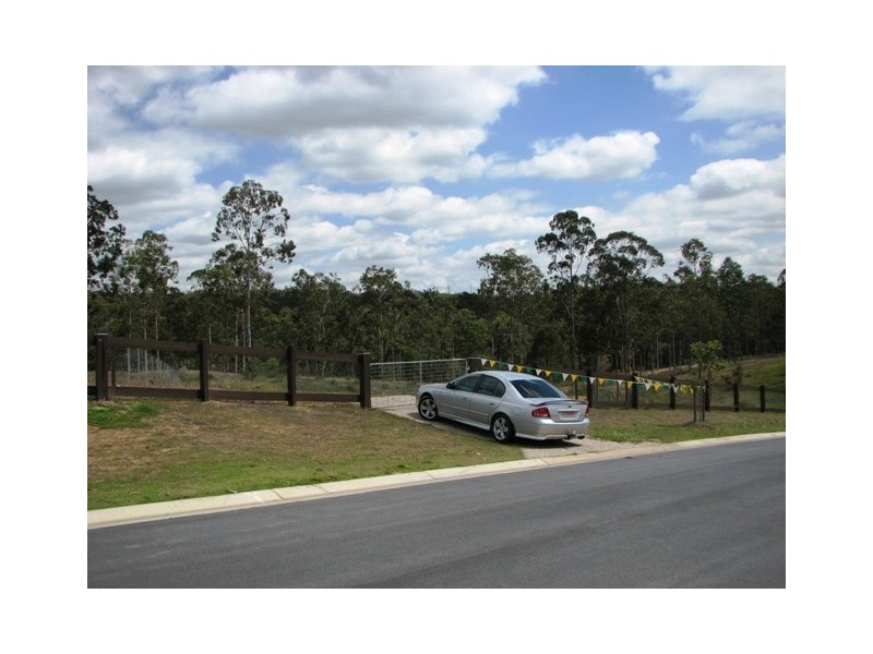 184 Spinebill Drive, Greenbank QLD 4124