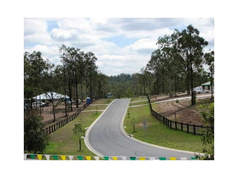 184 Spinebill Drive, Greenbank QLD 4124