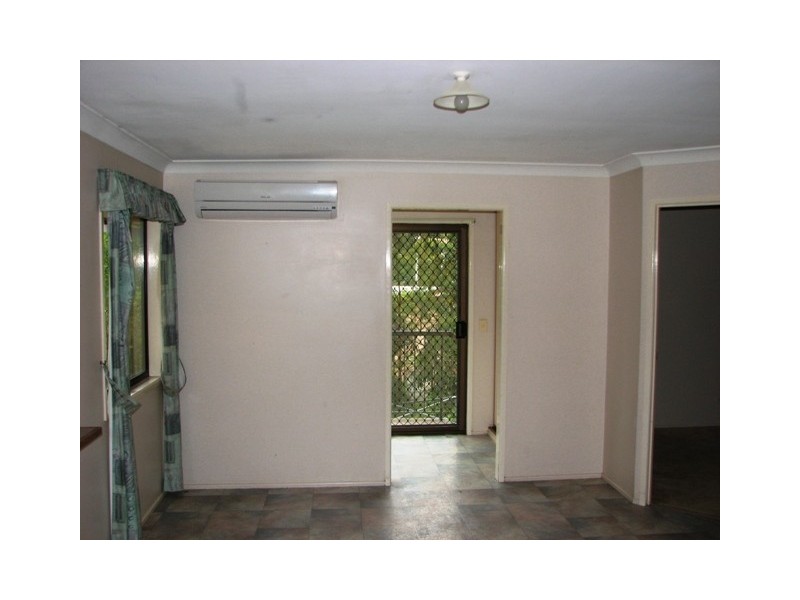 30 Upper McCormack Street, Bundamba QLD 4304