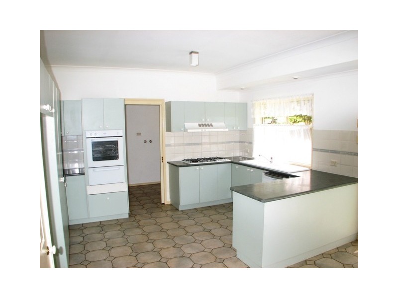111 Olson Road, North Maclean QLD 4280