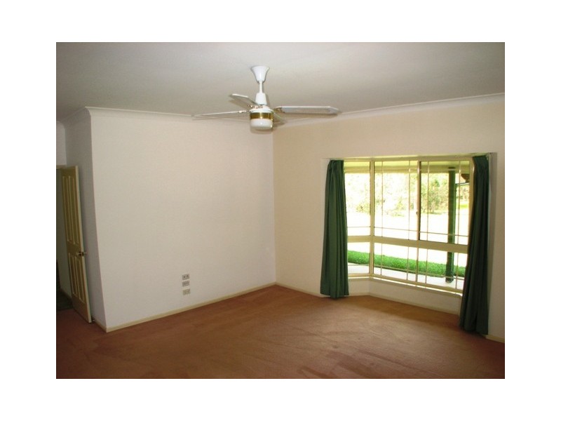 111 Olson Road, North Maclean QLD 4280