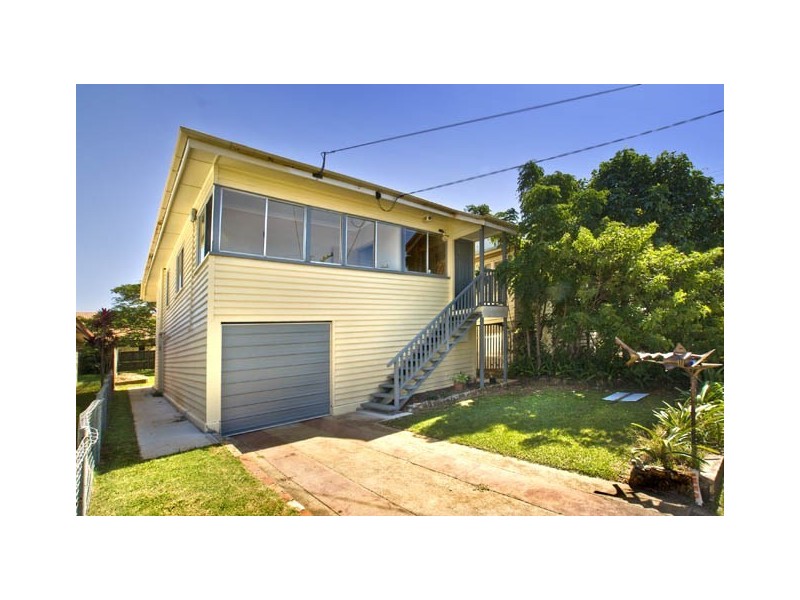 649 Oxley Avenue, Scarborough QLD 4020