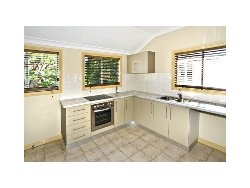 649 Oxley Avenue, Scarborough QLD 4020