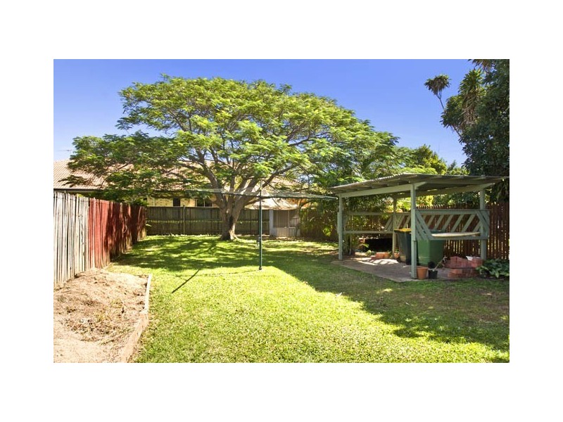 649 Oxley Avenue, Scarborough QLD 4020