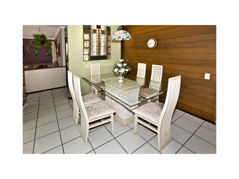 6 Vista Court, Scarborough QLD 4020