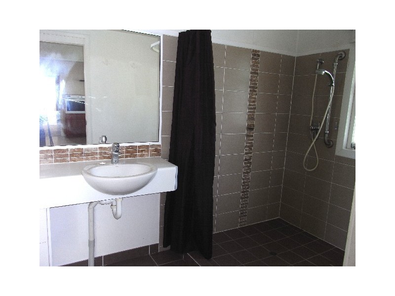 181 Esplanade South, Deception Bay QLD 4508