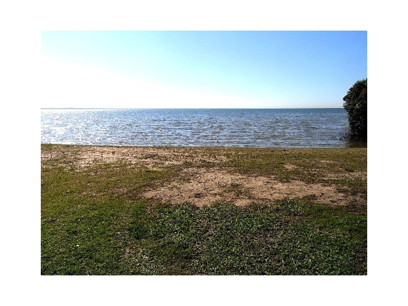 181 Esplanade South, Deception Bay QLD 4508