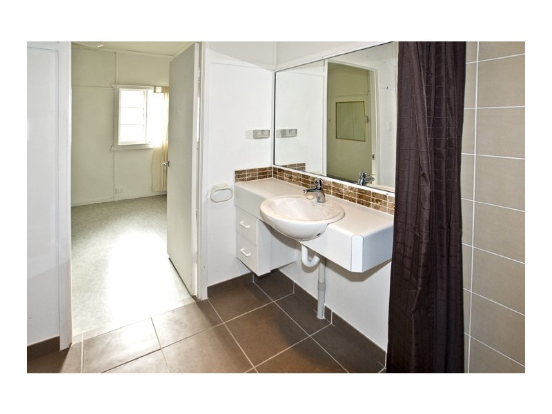 181 Esplanade South, Deception Bay QLD 4508