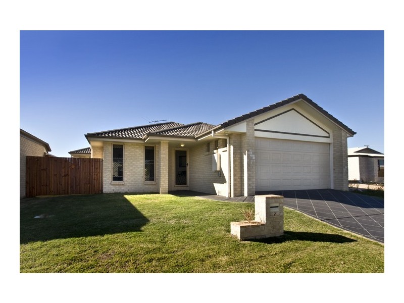 5 Caitlin Court, Rothwell QLD 4022