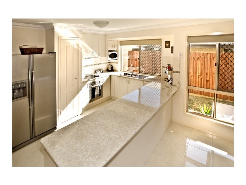 5 Caitlin Court, Rothwell QLD 4022