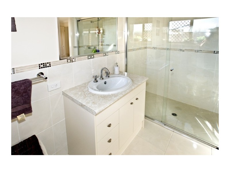 5 Caitlin Court, Rothwell QLD 4022