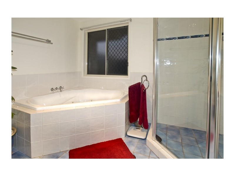 16 Walsh Street, Redcliffe QLD 4020