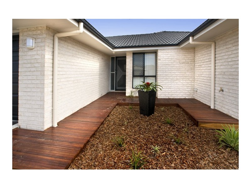 10 Caitlin Court, Rothwell QLD 4022