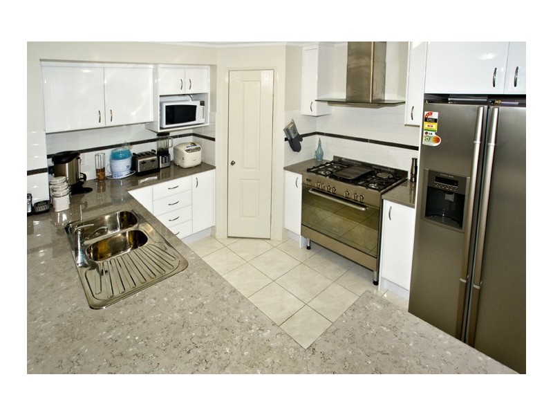 10 Caitlin Court, Rothwell QLD 4022