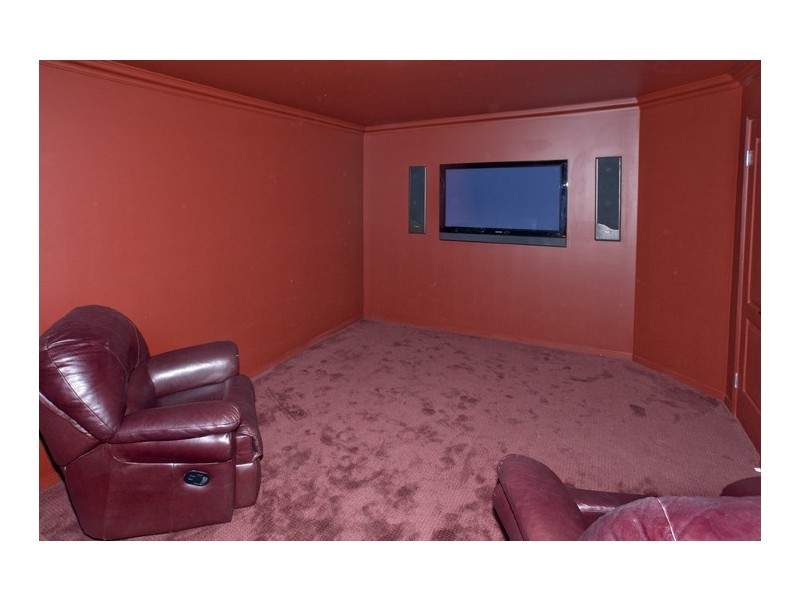 10 Caitlin Court, Rothwell QLD 4022