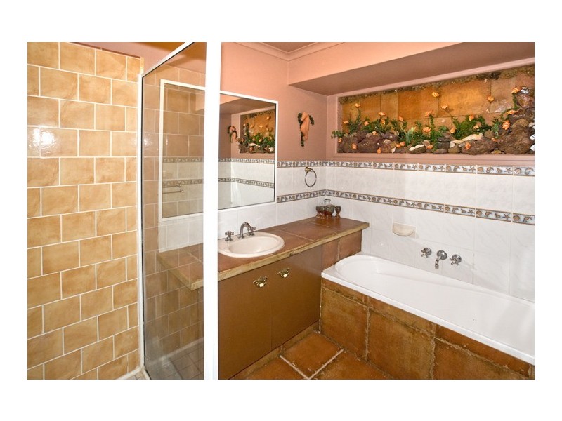 1 Bermuda Avenue, Deception Bay QLD 4508