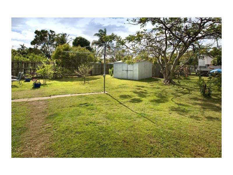 33 Enoch Street, Clontarf QLD 4019
