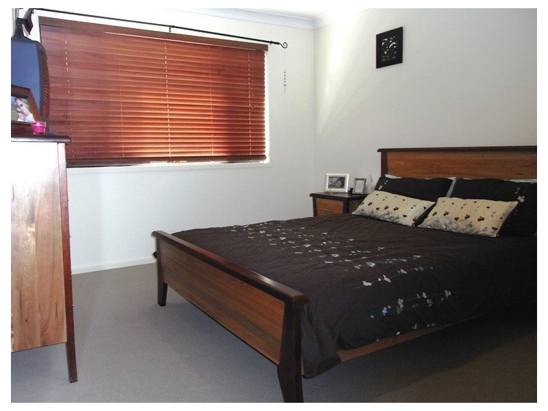 16 Zoe Place, Deception Bay QLD 4508
