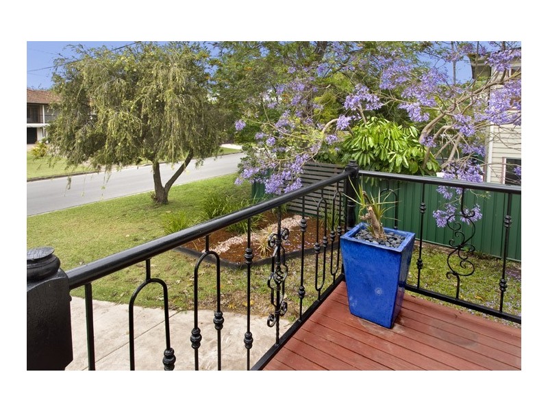 5 Grace Street, Scarborough QLD 4020