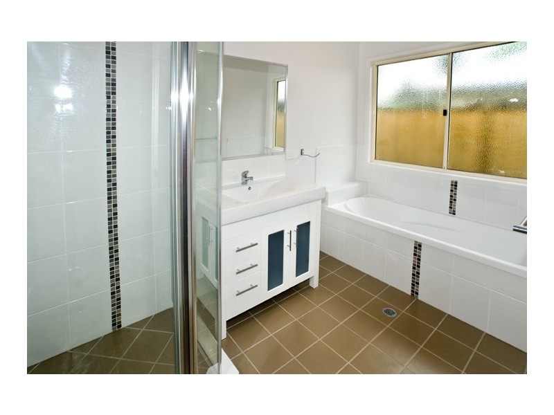 5 Welsby Street, Rothwell QLD 4022