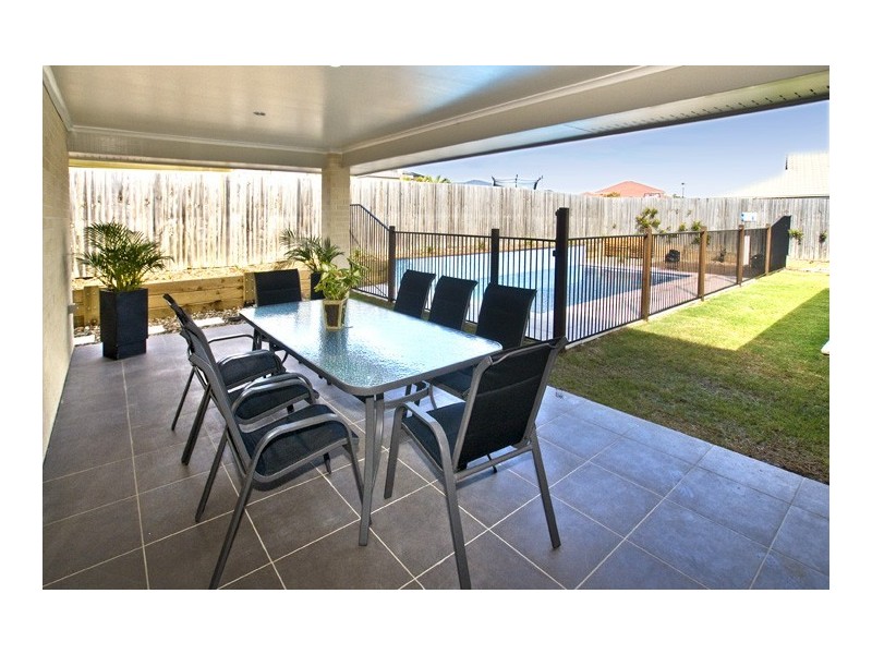 9 Yandina Place, Deception Bay QLD 4508