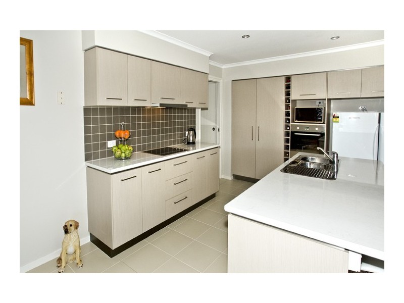 9 Yandina Place, Deception Bay QLD 4508