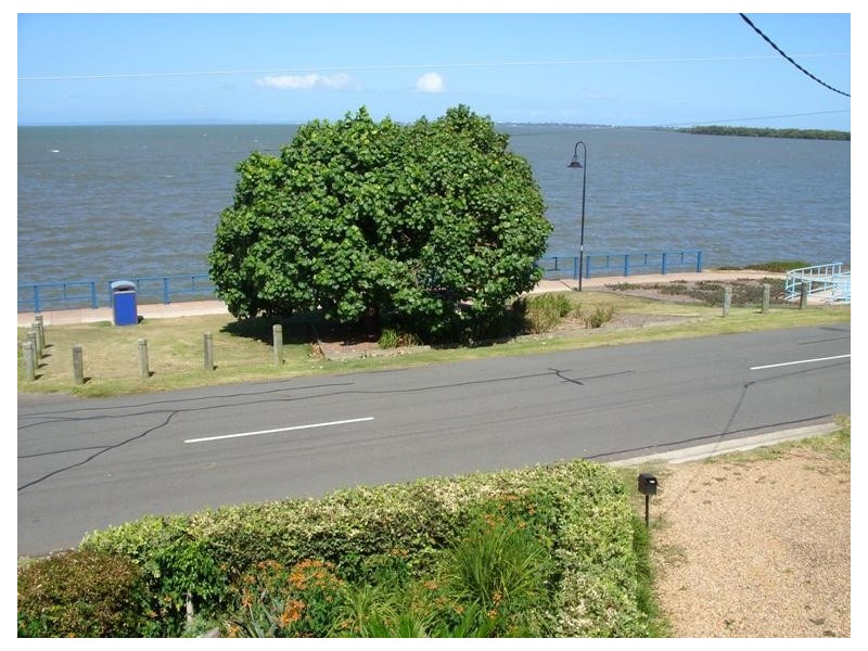 25 Esplanade, Deception Bay QLD 4508