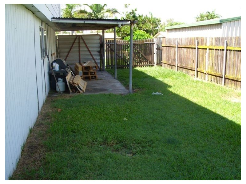 77 Cross Street, Deception Bay QLD 4508