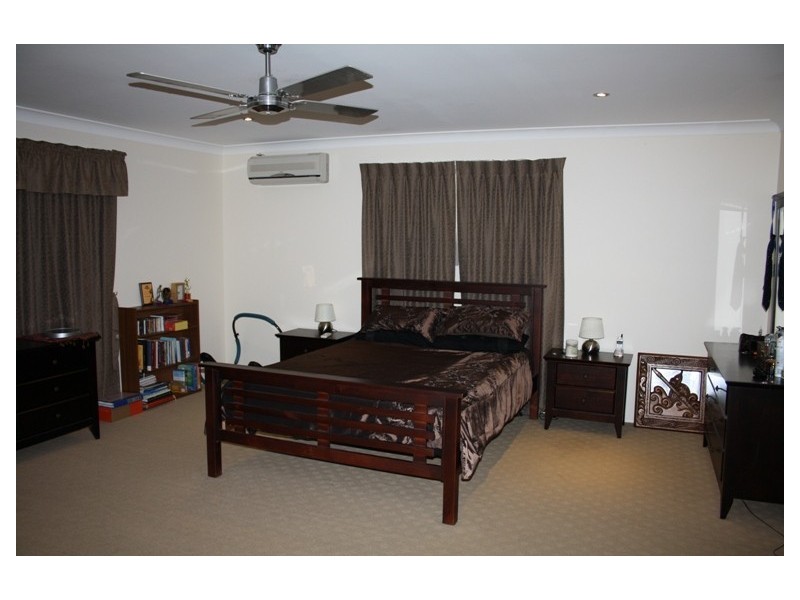 10 Caribbean Court, Deception Bay QLD 4508