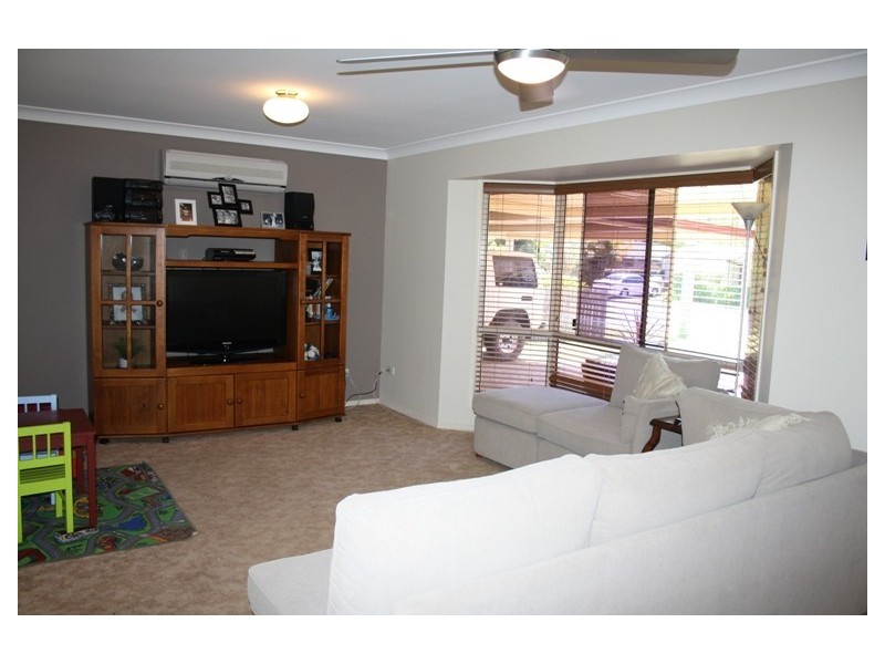 87 Bermuda Avenue, Deception Bay QLD 4508