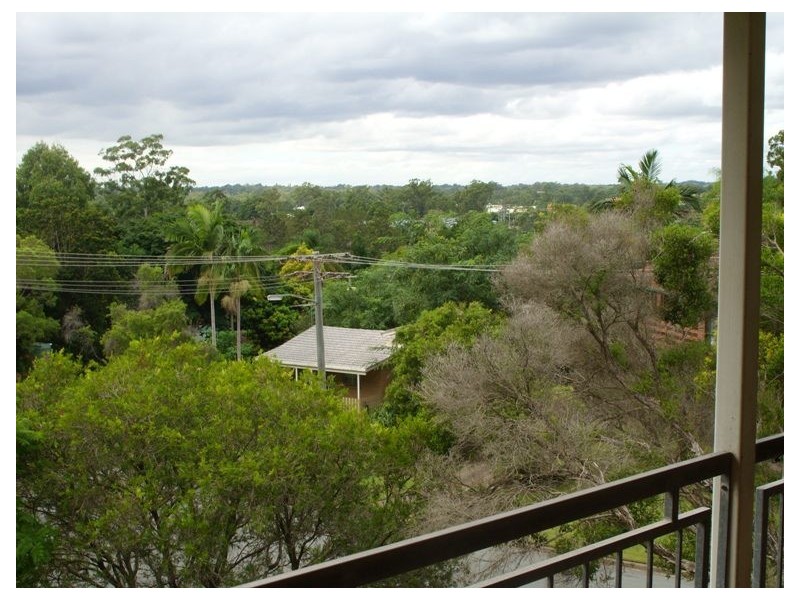 1 Jupiter Court, Eatons Hill QLD 4037