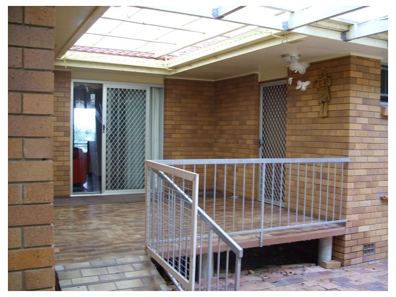 1 Jupiter Court, Eatons Hill QLD 4037