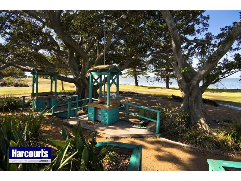 57 Landsborough Avenue, Scarborough QLD 4020