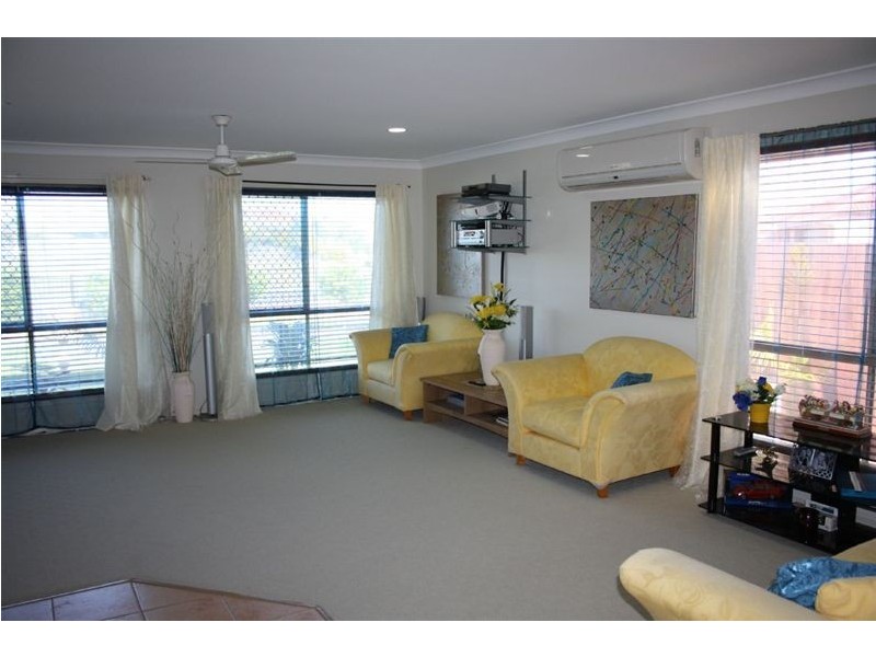 12 Peachester Court, Deception Bay QLD 4508
