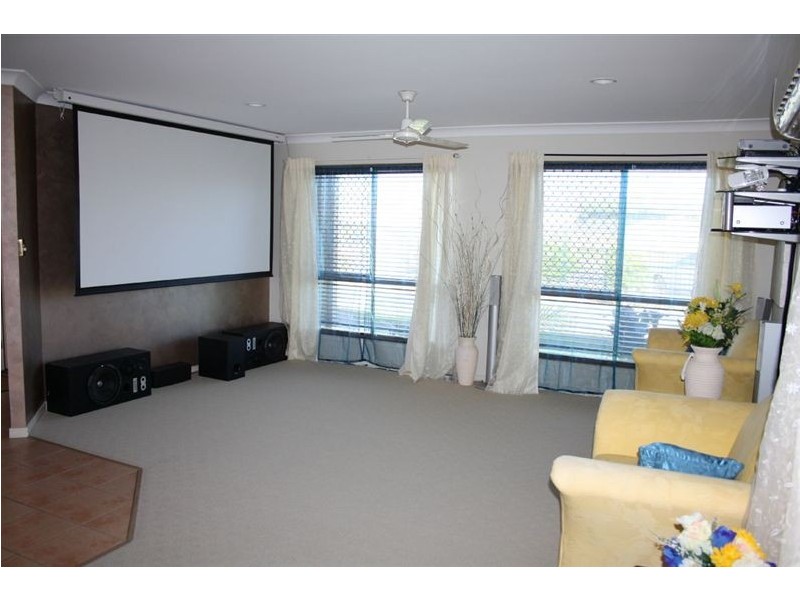 12 Peachester Court, Deception Bay QLD 4508