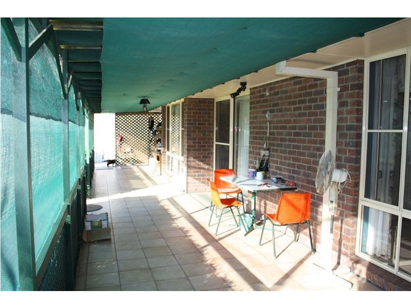 80 Bermuda Avenue, Deception Bay QLD 4508