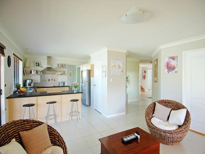 46 Palmtree Avenue, Scarborough QLD 4020