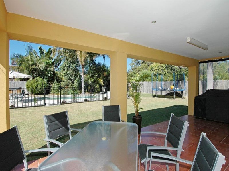 46 Palmtree Avenue, Scarborough QLD 4020