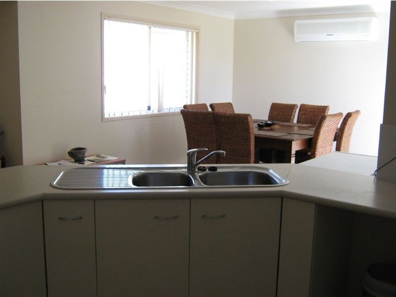 3 Dysart Street, Rothwell QLD 4022