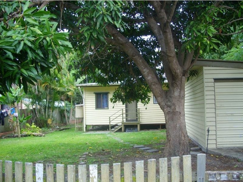 32 Sampson Street, Deception Bay QLD 4508