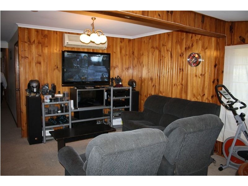 32 Sampson Street, Deception Bay QLD 4508