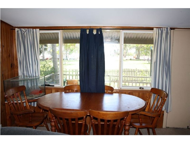 32 Sampson Street, Deception Bay QLD 4508