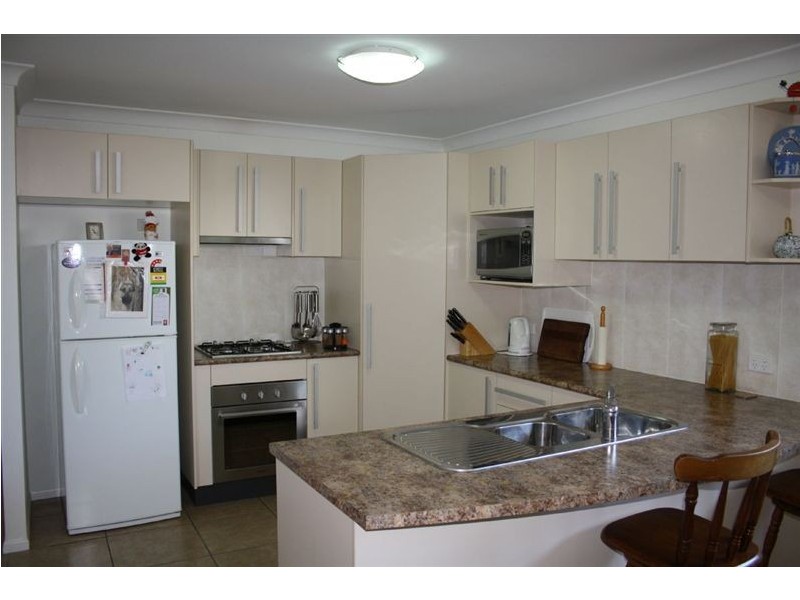 3 Olivine Court, Rothwell QLD 4022