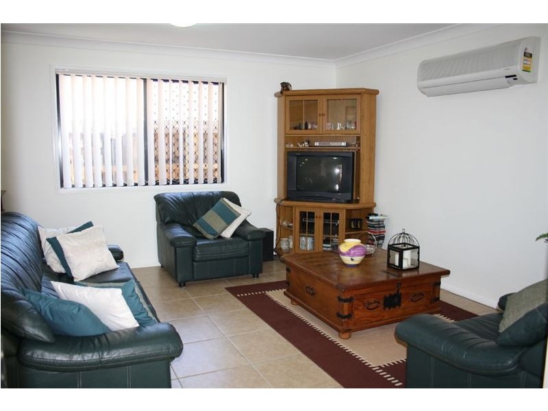 3 Olivine Court, Rothwell QLD 4022