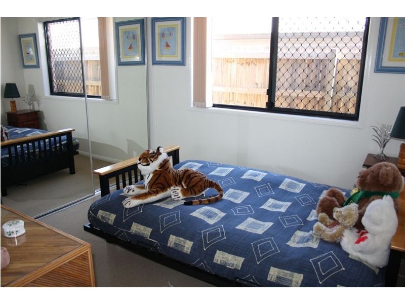 3 Olivine Court, Rothwell QLD 4022