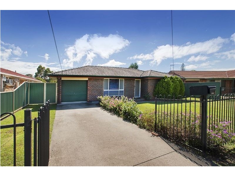 4 Solomon Court, Kippa-ring QLD 4021