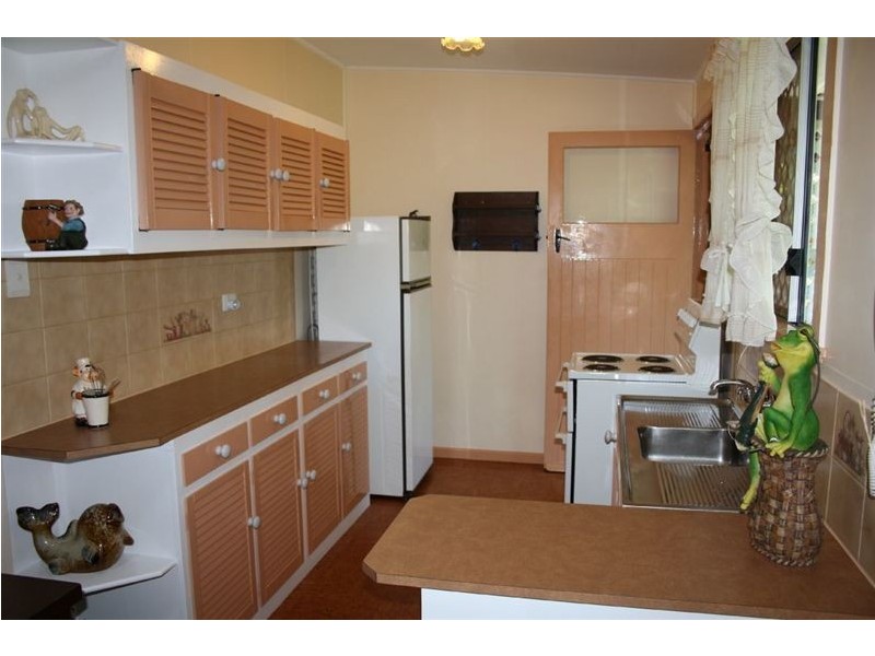 18 Upper Union Street, Deception Bay QLD 4508