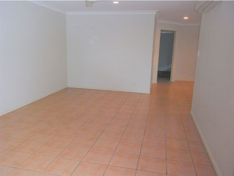 1/11 Lady Bowen Parade, Rothwell QLD 4022